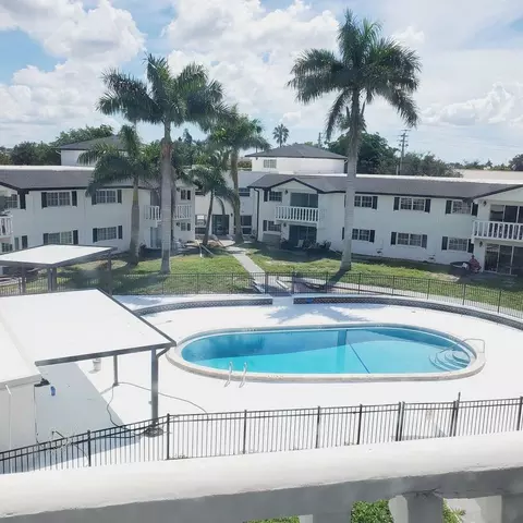 3704 Broadway #313, Fort Myers, FL 33901