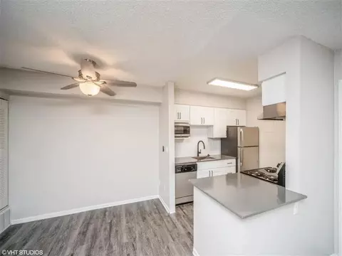 9959 E Peakview Ave, Englewood, CO 80111