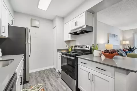 9959 E Peakview Ave, Englewood, CO 80111