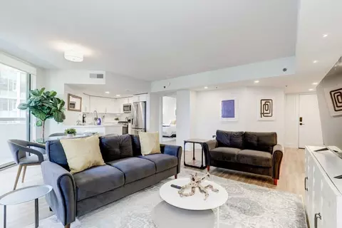1331 S Eads St #1024704P, Arlington, VA 22202
