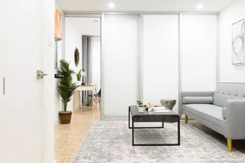 244 E 75th St #1021833P, New York, NY 10021