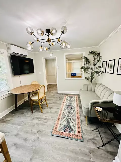 1 Christopher St # B, Greenville, SC 29617