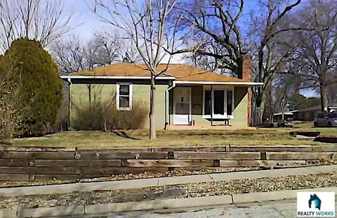 4644 High St, Lincoln, NE 68506