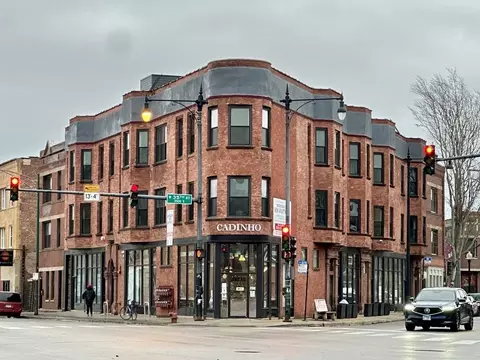 3477 S Archer Ave #301, Chicago, IL 60608