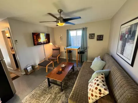 1503 E Indian School Rd #1309644P, Phoenix, AZ 85014