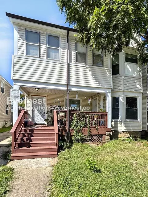 1334 W 89th St #2, Cleveland, OH 44102
