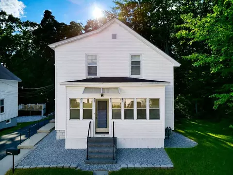242 Lafayette St #FL 2, Manchester, NH 03102
