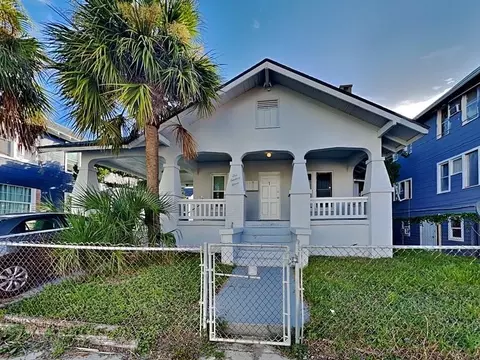 115 S Grandview Ave #1, Daytona Beach, FL 32118