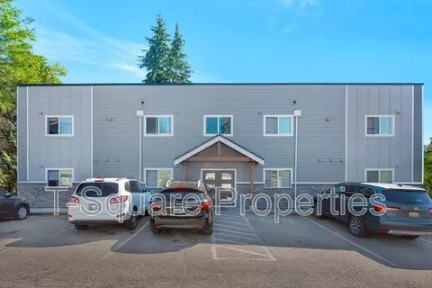 225 164th St SE #102, Martha Lake, WA 98012