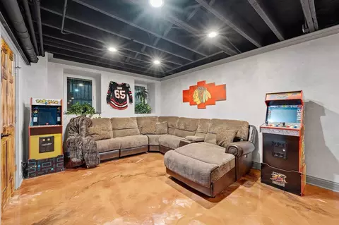 2130 W Washington Blvd #1244927P, Chicago, IL 60612
