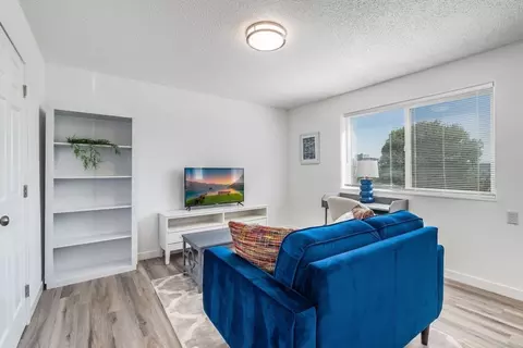 612 S 18th St #1045868P, Tacoma, WA 98405
