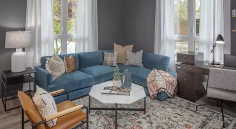4025 Mercantile Dr #1272833P, Lake Oswego, OR 97035