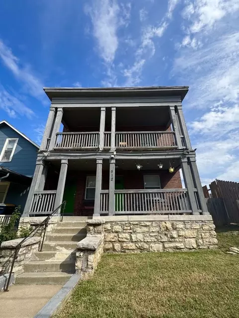 512 W 39th Ter #2, Kansas City, MO 64111