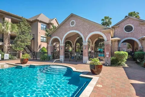 8383 El Mundo St, Houston, TX 77054
