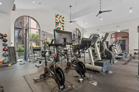 8383 El Mundo St, Houston, TX 77054