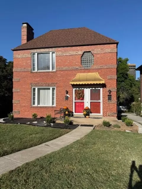 1087 Terrace Dr #330, Richmond Heights, MO 63117