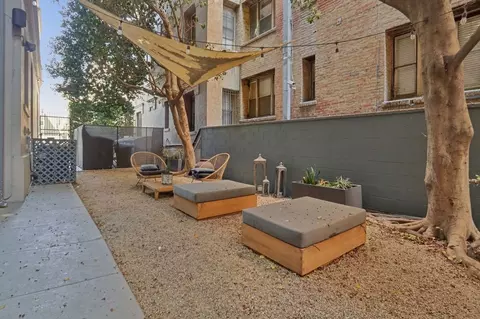 1830 N Cherokee Ave, Los Angeles, CA 90028 photo 20