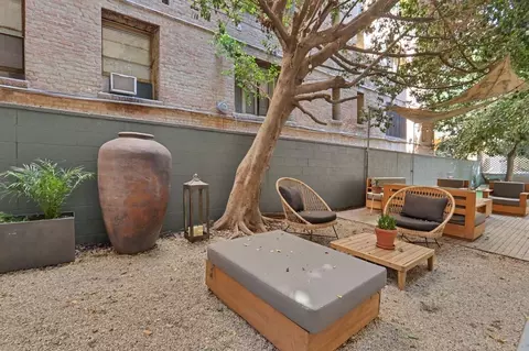 1830 N Cherokee Ave, Los Angeles, CA 90028 photo 22