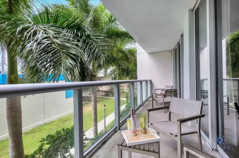 2602 E Hallandale Beach Blvd #1227293P, Hallandale Beach, FL 33009