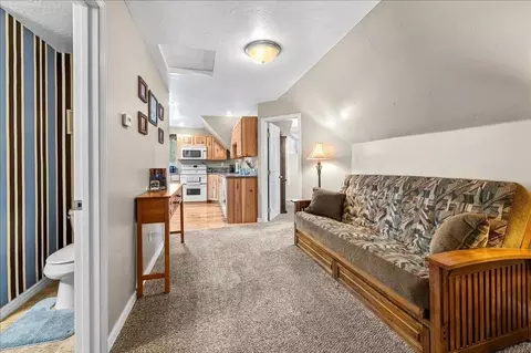 203 6th Ave S #1308985P, Nampa, ID 83651
