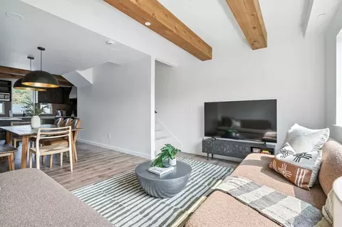925 NE 23rd Ave #1309877P, Portland, OR 97232