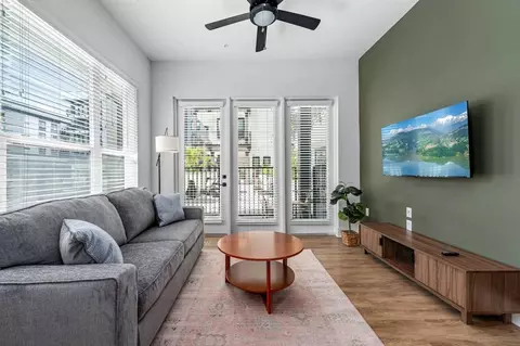 3302 W Gray St #1312507P, Tampa, FL 33609