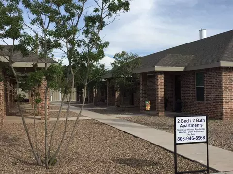405 2nd St #C, Farwell, TX 79325