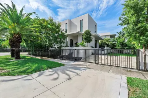 Undisclosed, Miami Beach, FL 33140
