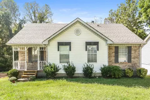 609 Cedarhill Ct, Antioch, TN 37013