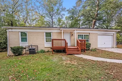 6608 Dorian Dr, Union City, GA 30291