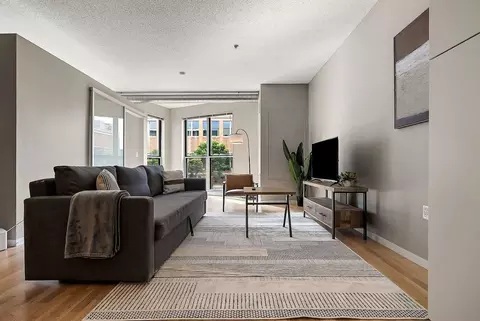225 Portland Ave #1250939P, Minneapolis, MN 55401