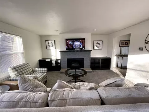 922 Oak St #1253107P, De Pere, WI 54115