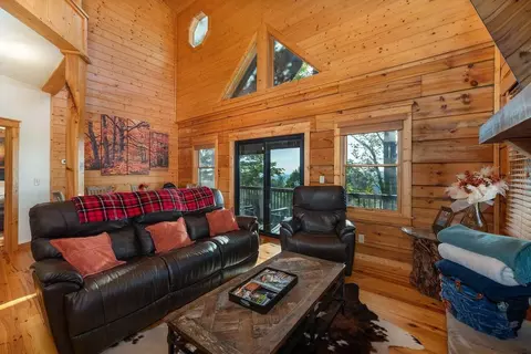 191 Scenic Wolf Dr #1282661P, Mars Hill, NC 28754