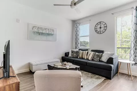 1500 N Henderson Ave #1018232P, Dallas, TX 75206
