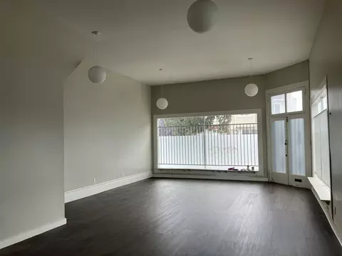 4538 Martin Luther King Junior Way, Oakland, CA 94609