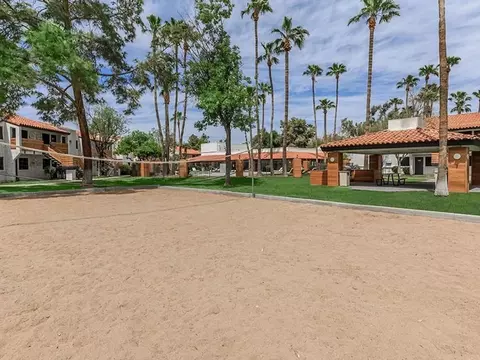 868 S Arizona Ave, Chandler, AZ 85225