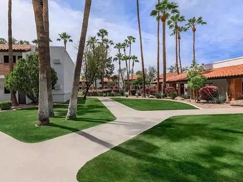 868 S Arizona Ave, Chandler, AZ 85225