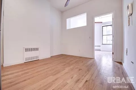 79 Rivington St, New York, NY 10002