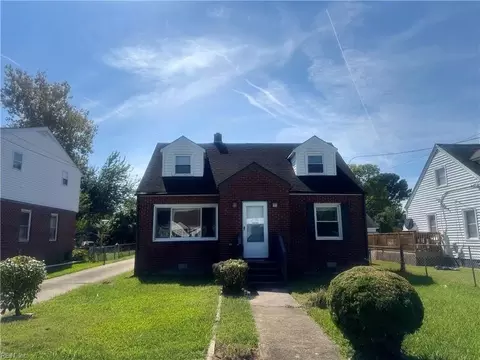 635 Newport News Ave, Hampton, VA 23669