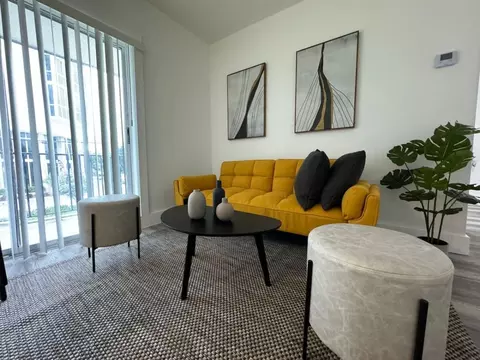 55 NW 11th Ave #1056550P, Miami, FL 33128
