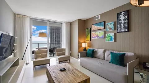 3101 E Hallandale Beach Blvd #1049822P, Hallandale Beach, FL 33009