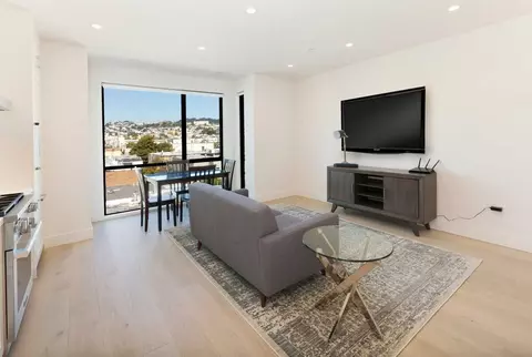 134 Lexington St # B, San Francisco, CA 94110