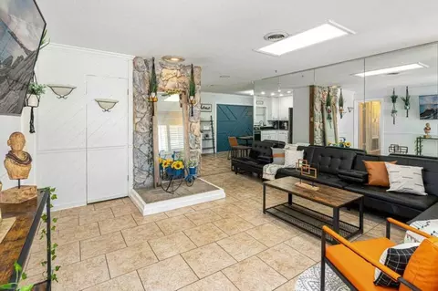 4544 Gilpin Way #1094214P, Conway, FL 32812