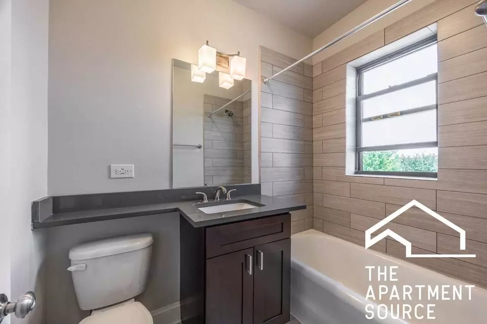  2325 N Rockwell St #A3, Chicago, IL 60647 photo 6