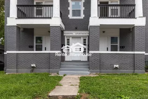 2305 E 37th St UNIT 3E, Kansas City, MO 64109