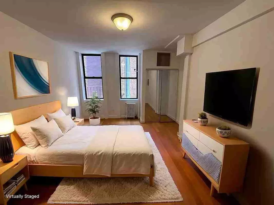  628 10th Ave #4S, New York, NY 10036 photo 2
