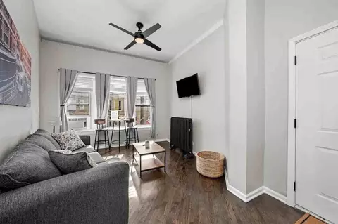 2324 N California Ave #1032031P, Chicago, IL 60647