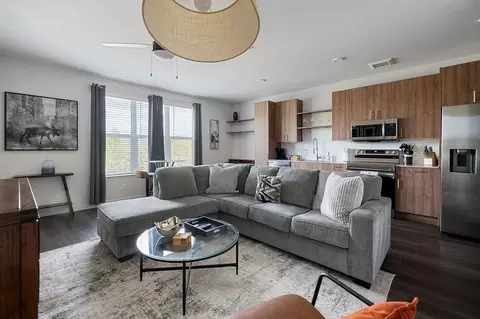 2232 Empire Central #1018224P, Dallas, TX 75235