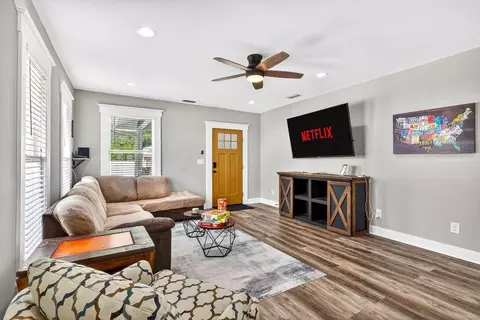 2910 N Ola Ave #1300725P, Tampa, FL 33602
