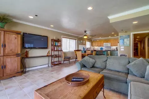 3696 Bayside Walk #1304294P, San Diego, CA 92109